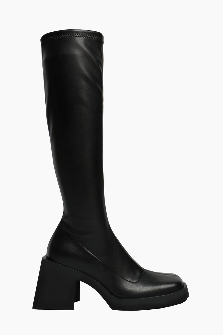 Chloë black high boots