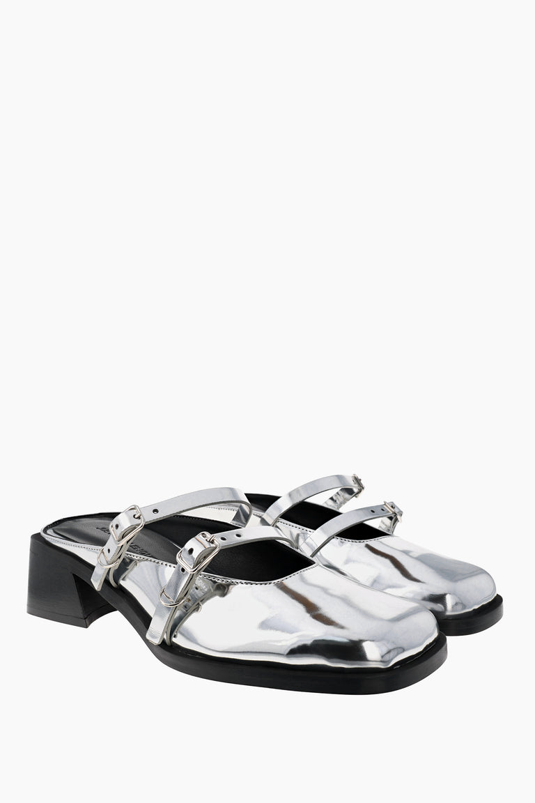 Andie metallic silver mules