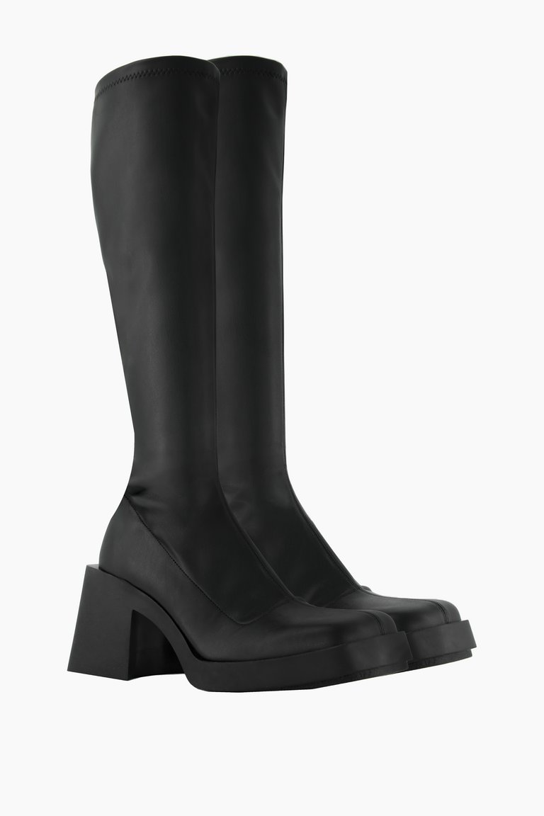 Chloë black high boots