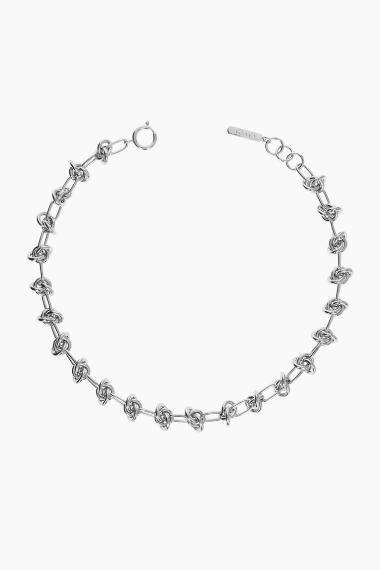 Daria choker