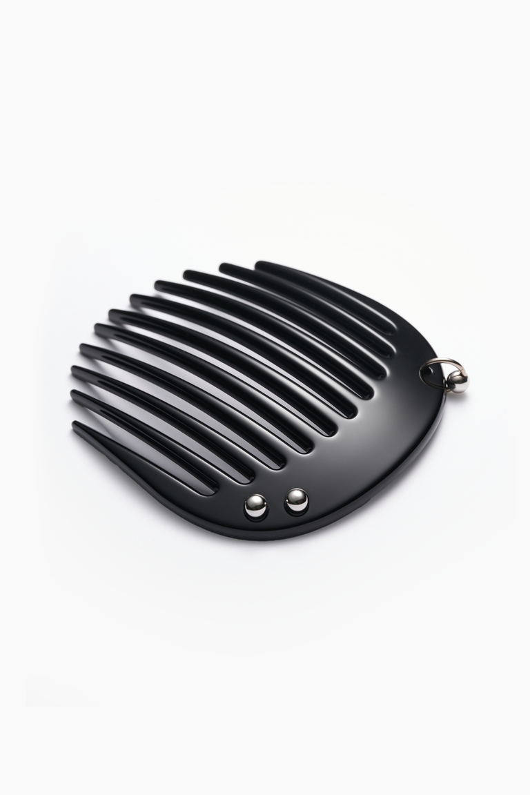 Hana black hair comb