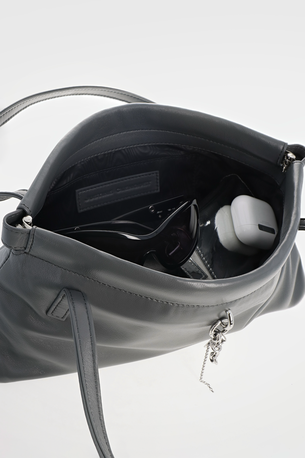 Sac Flor gris foncé + pendentif perles