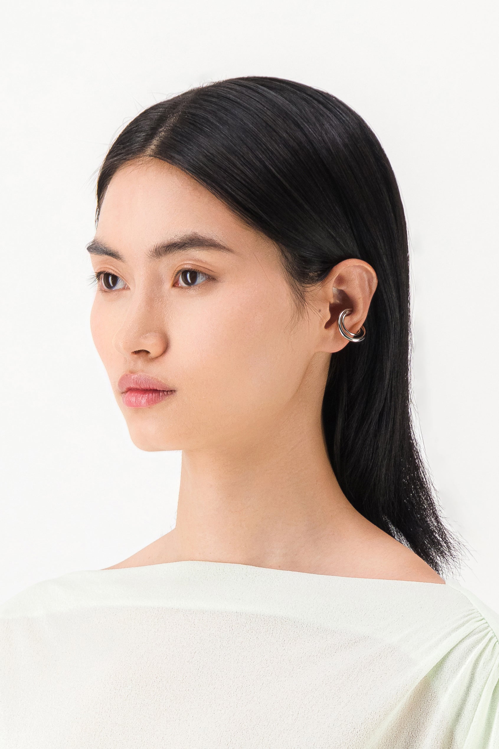 Sunny ear cuff