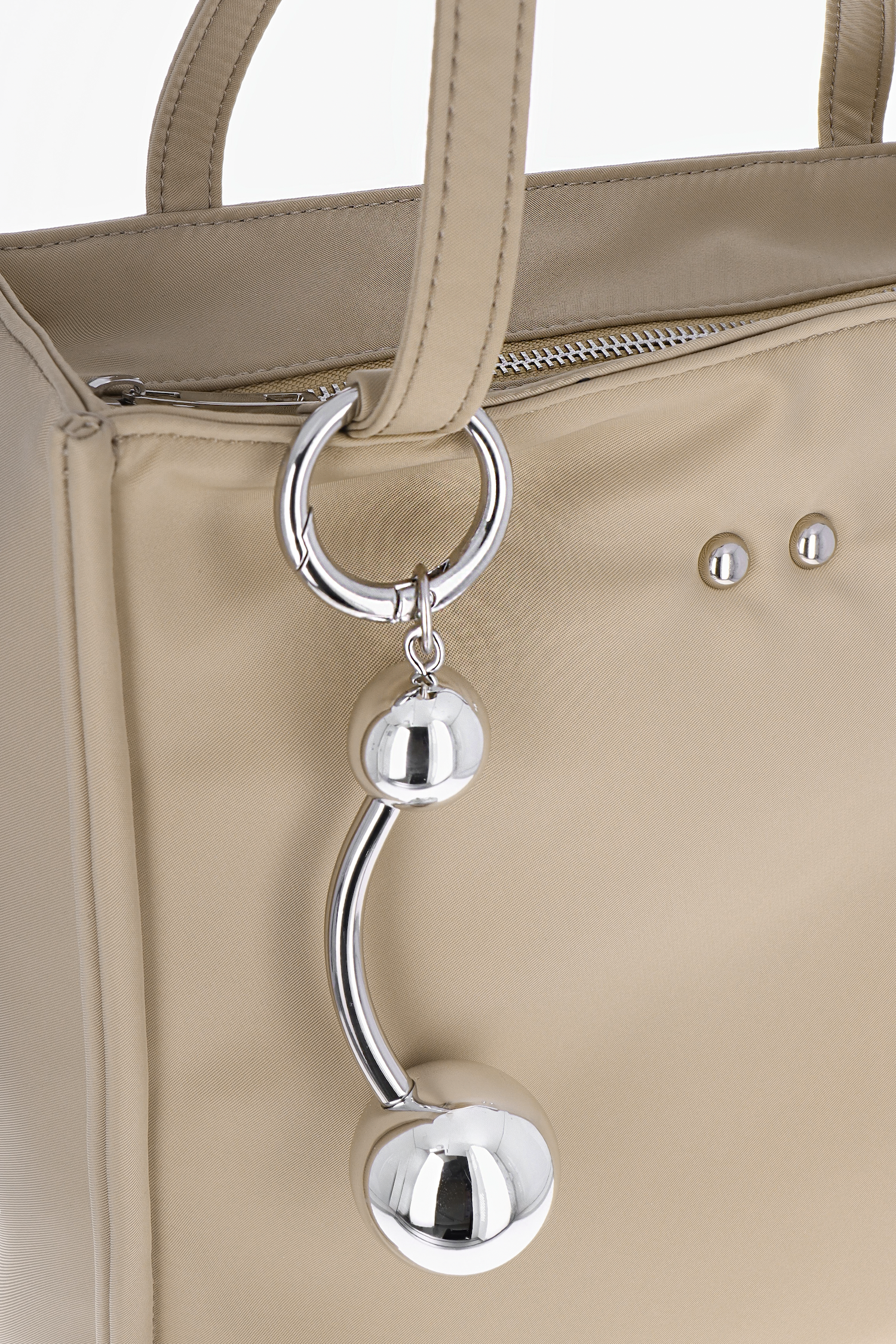 Sac Uma nylon beige + porte-clé Connie