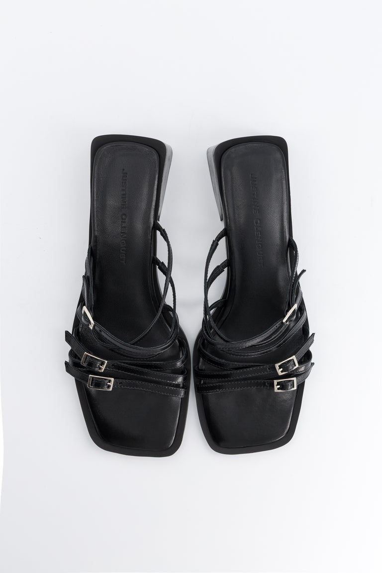 Andie black sandals
