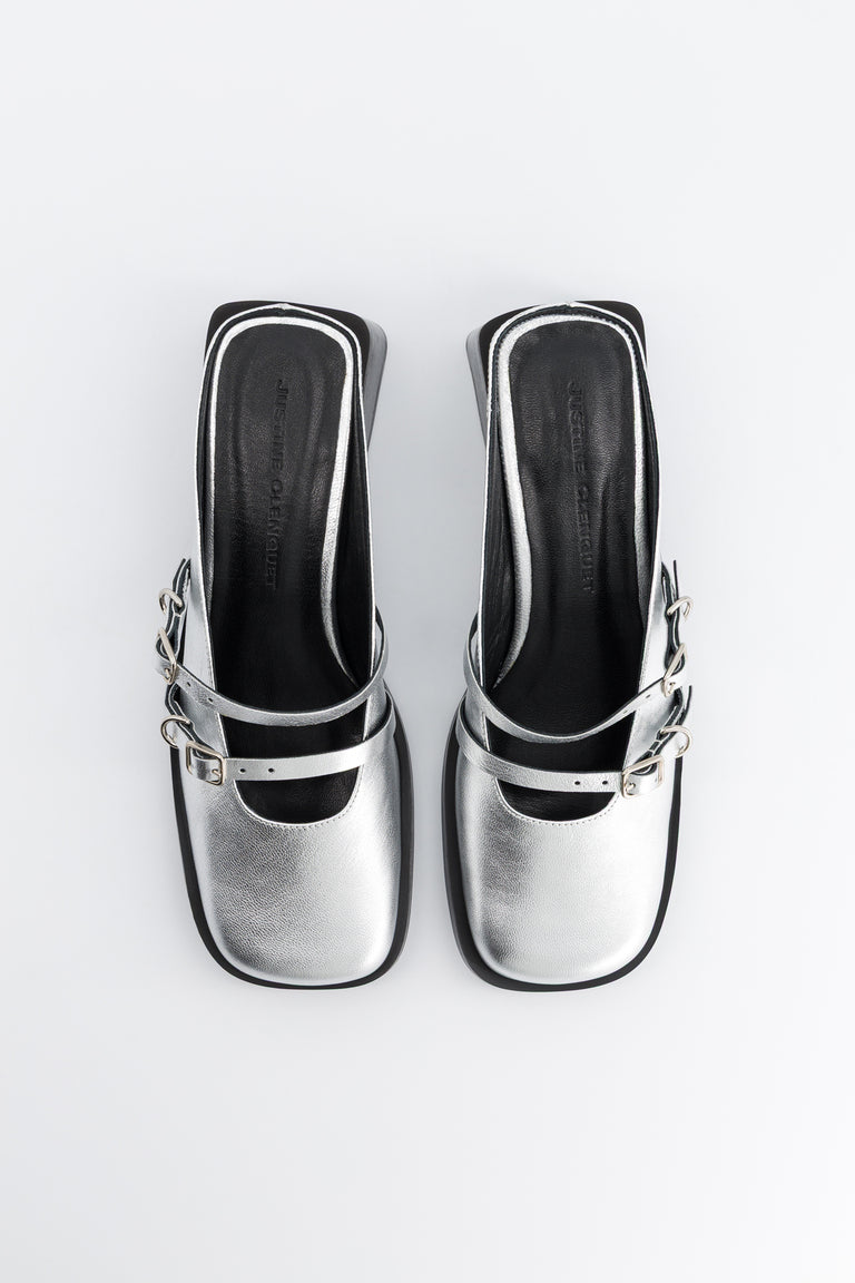 Andie silver mules