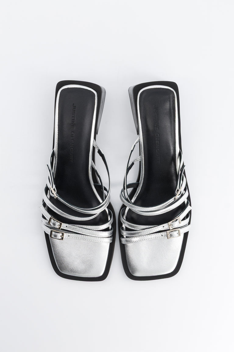 Andie silver sandals