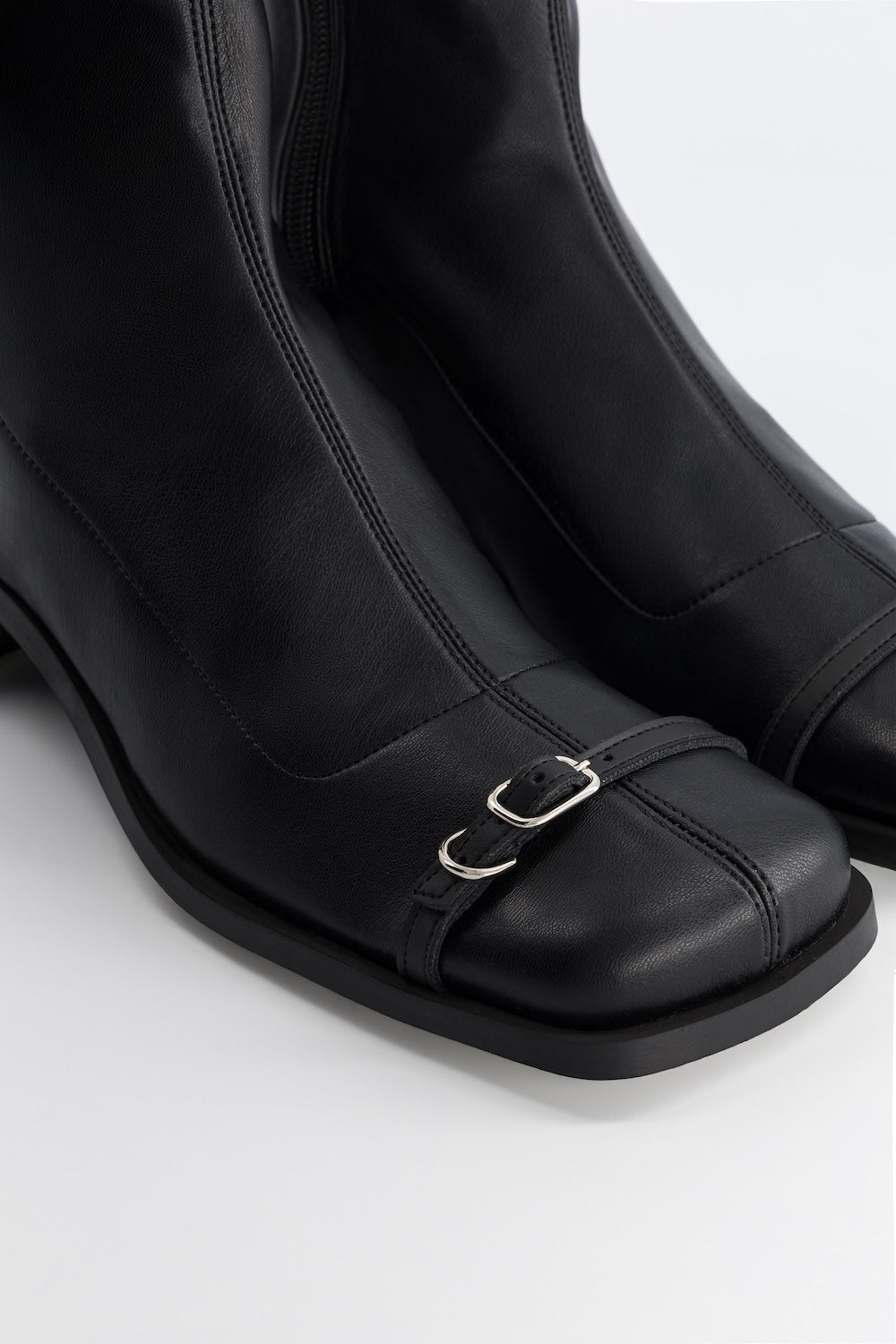 Justine Clenquet - Janis black Boots